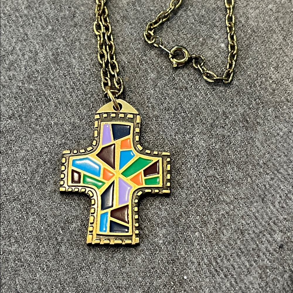 π»3/$15 Terra Santa Guild Brasstone Enameled Cross-Isaiah 43:1 - Picture 4 of 6